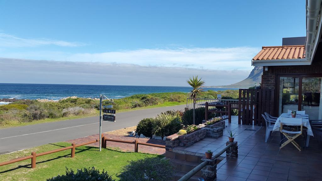 La Mer Seafront Selfcatering Accommodation Kleinmond Bilik gambar