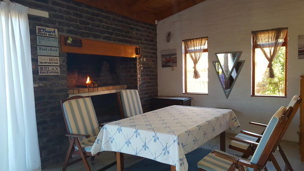 La Mer Seafront Selfcatering Accommodation Kleinmond Luaran gambar